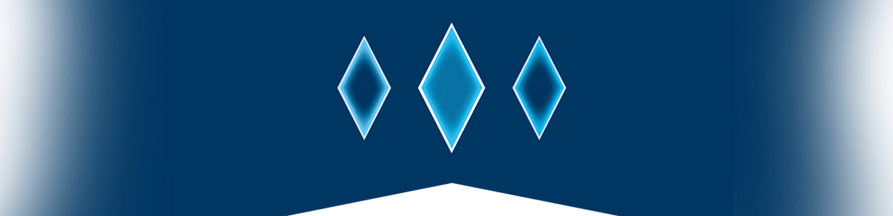 Keyvisual Blaue Raute 2024 Auf einer dunkelblauen Fläche stehen 3 Rauten mit einem weißen Rahmen und einem hellblauen Farbverlauf.