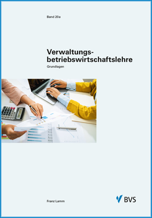 Ein Fotoausschnitt zeigt die Hände zweier Personen, die an einem Schreibtisch arbeiten. Darüber kann man den Titel Verwaltungsbetriebswirtschaftslehre sehen.