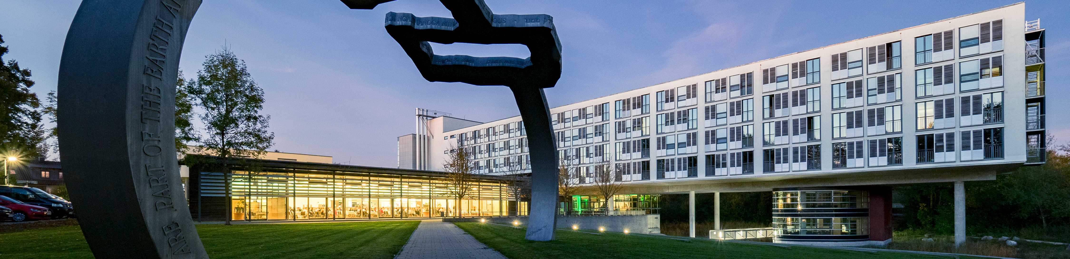 Das Bild zeigt das BVS-Bildungszentrum in Lauingen